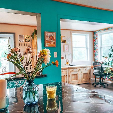 Auberge Mandala Saint-Mathieu-du-Parc Eksteriør bilde