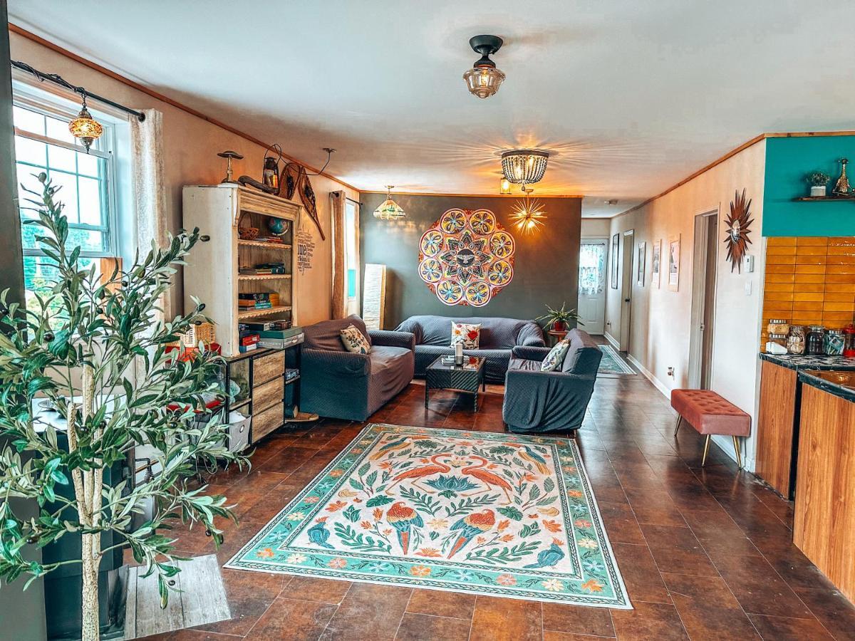 Auberge Mandala Saint-Mathieu-du-Parc Eksteriør bilde