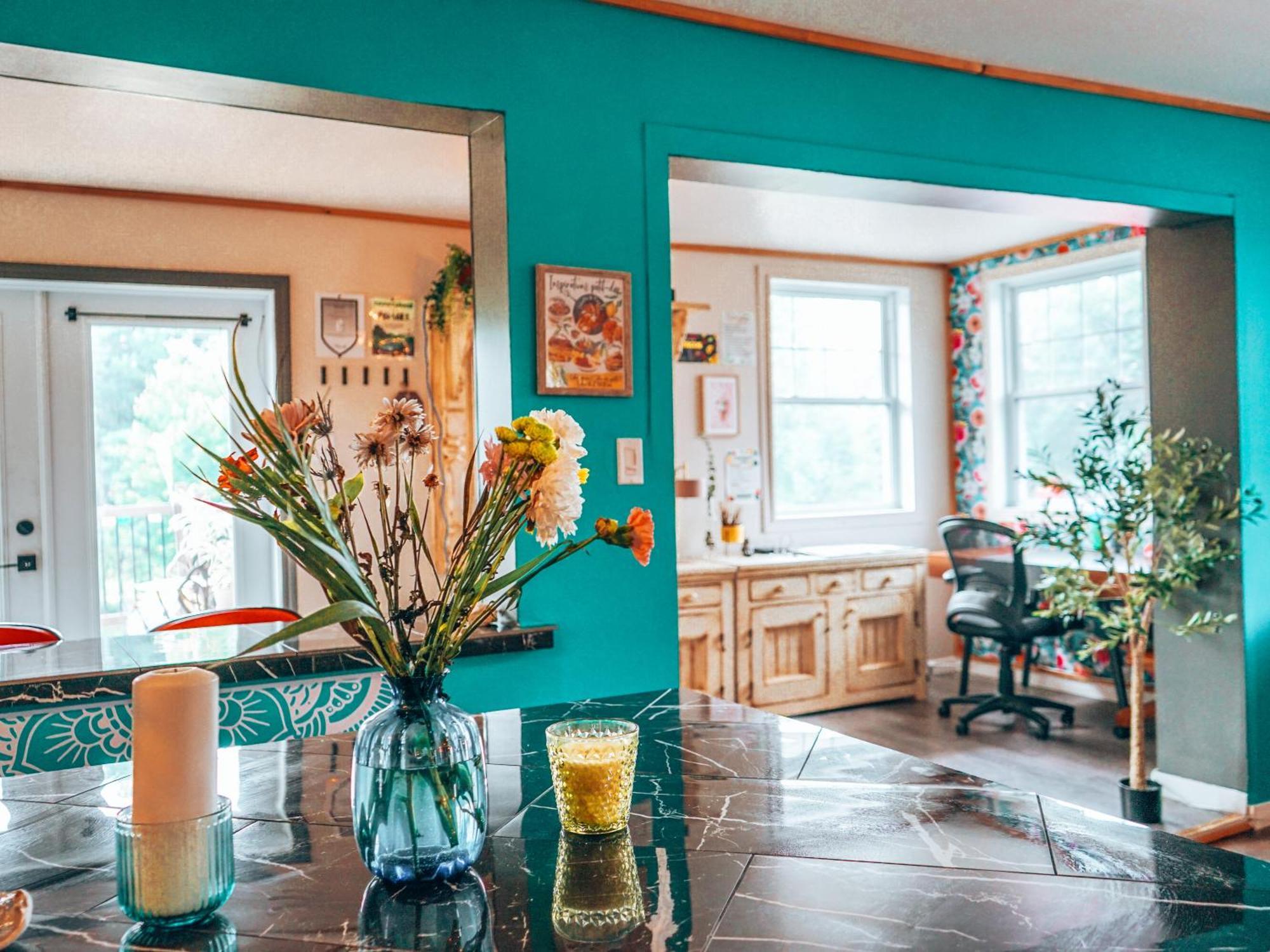 Auberge Mandala Saint-Mathieu-du-Parc Eksteriør bilde